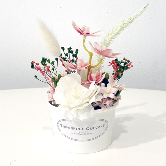 Composizioni_Fiori_Artificiali-Aria_di_Fiori-ARIADIPRIMAVERA_Cupcake_Panna_Fragola